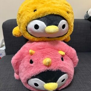 NWT Medium Penguin Dino Set